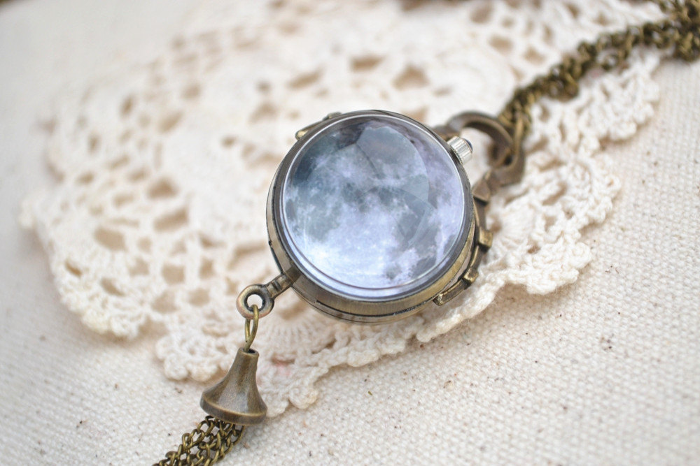 Full Moon Pocket Watch,space Moon Pendent Necklace,double Sides Ball Pocket Watch Necklace,tassel Jewelry (hb008)